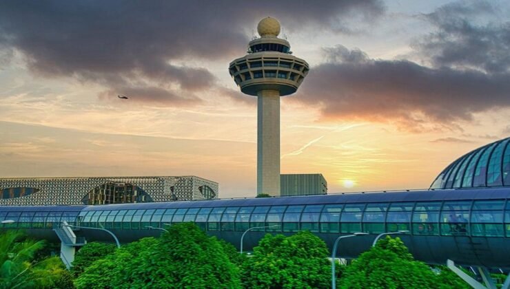 Dünyanın En Tehlikeli Tatil Rotası: Wangxian Vadisi’nin Sıradışı Dönüşümü