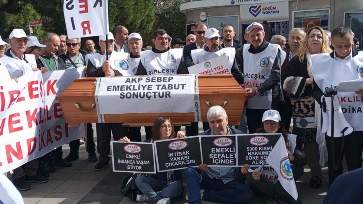 Gündeme Dertler ve Maaş Şimdi: Enflasyon Rüzgârı Memur ve Emeklileri Nasıl Etkiliyor?