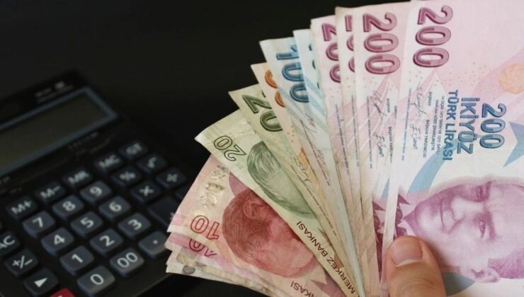 İngiltere FTSE 100’de Maaş Uçurumunun Güncel Boyutu: CEO’lar Sadece 29 Saatte Yılın Gelirini Yapıyor