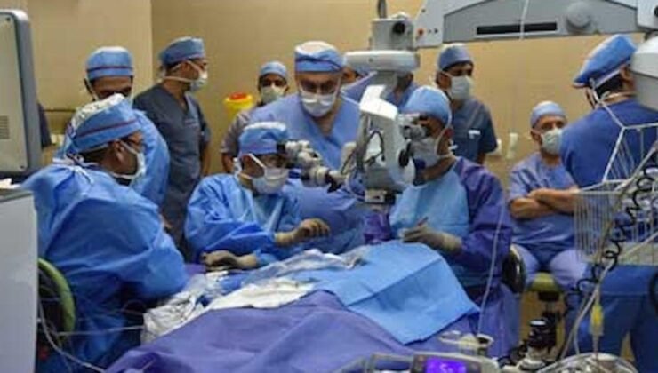 İran Protestolarında Yaralanan Doktorlar İçin Siyasi Baskılar Artıyor: Tutuklamalar ve İdam Tehditleri