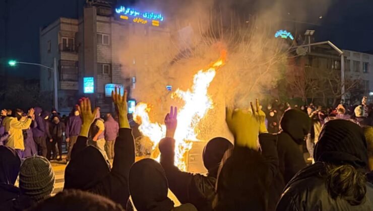 İran’da İnternet Geçici İç Ağı: Genişletilmiş Kontrollü Erişim ve Ulusal Ağa Geçiş Planı