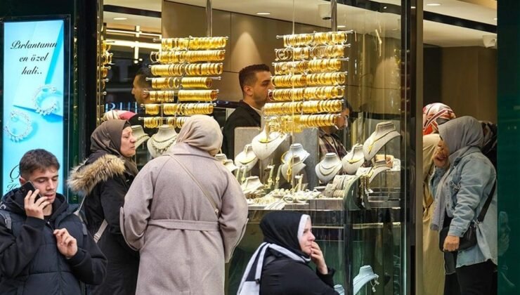 Kuyumcularda Altın Fiyatları ve Bozdurma Stratejileri: Neden Farklılaşıyor ve Ne Zaman Değerlendirilir?