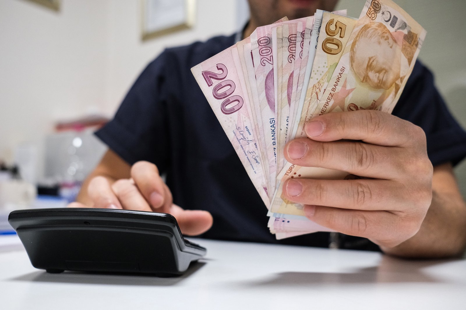 SGK Borçları ve Emeklilik Aylıklarında Kesinti Uygulamaları: 2026 Güncellemesi
