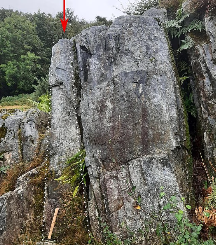 Stonehenge Taşlarının Kökeni: Buzullar mı, İnsanlar mı? Yeni Bulgular ve Yansımaları