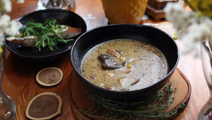 Żurek: Kışın Polonya Mutfağının İksiri ve Fermente Mucizesi