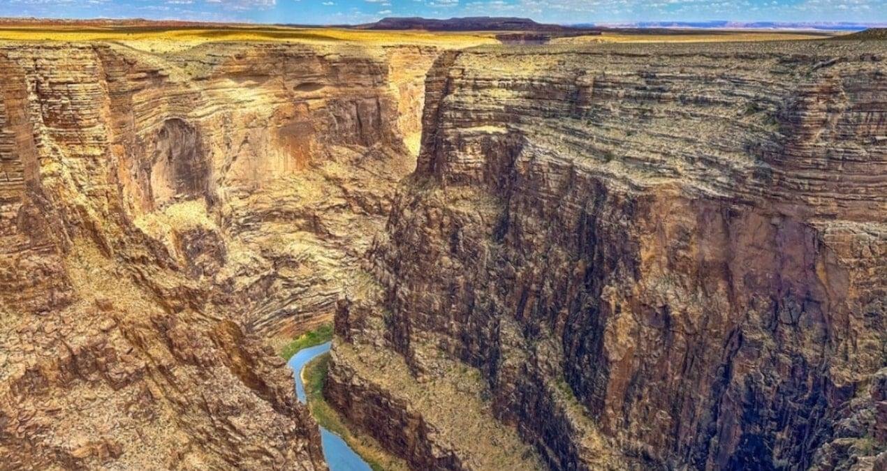 Gizemli Dalgayla Dağlar: Green Nehri’nin İçinden Akmasının Ardındaki Yeni Jeolojik Şema