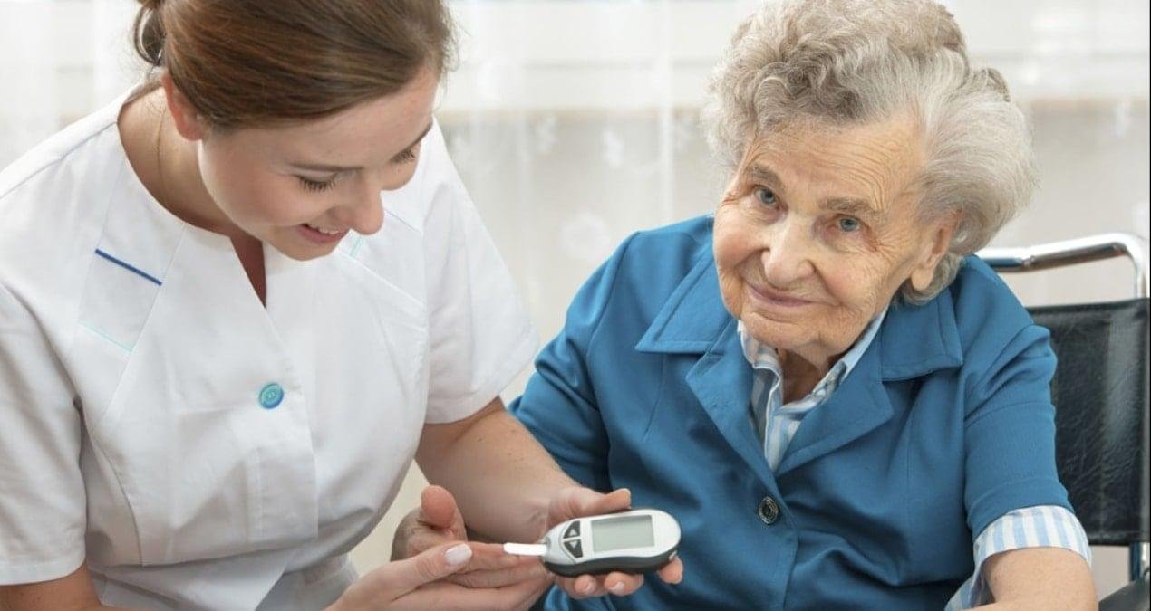 Günlük Kan Şekerini Dengede Tutmanın Pratik Yolları: Beslenme ve Yaşam Tarzı İpuçları