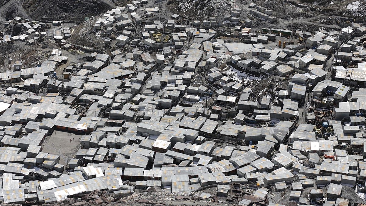 La Rinconada: Yüksek Dağların Gölgesindeki Altın Madenciliği ve İnsanlar