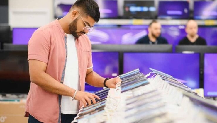 OnePlus’in Küresel Zorlukları: Pazar Payı Düşüşü ve Oppo ile Entegrasyon Süreci