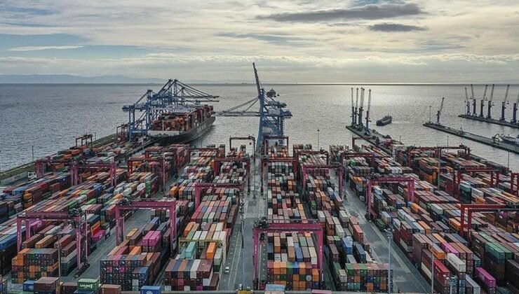 Türkiye Limanlarında 2025 Yılı: Elleçlenen Yüklerde Rekor Artış ve Bölgesel Dağılım