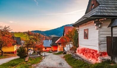 Vlkolinec Köyü: UNESCO Mirası Artışı ve Yerel Halkın Sessiz Çelişkisi