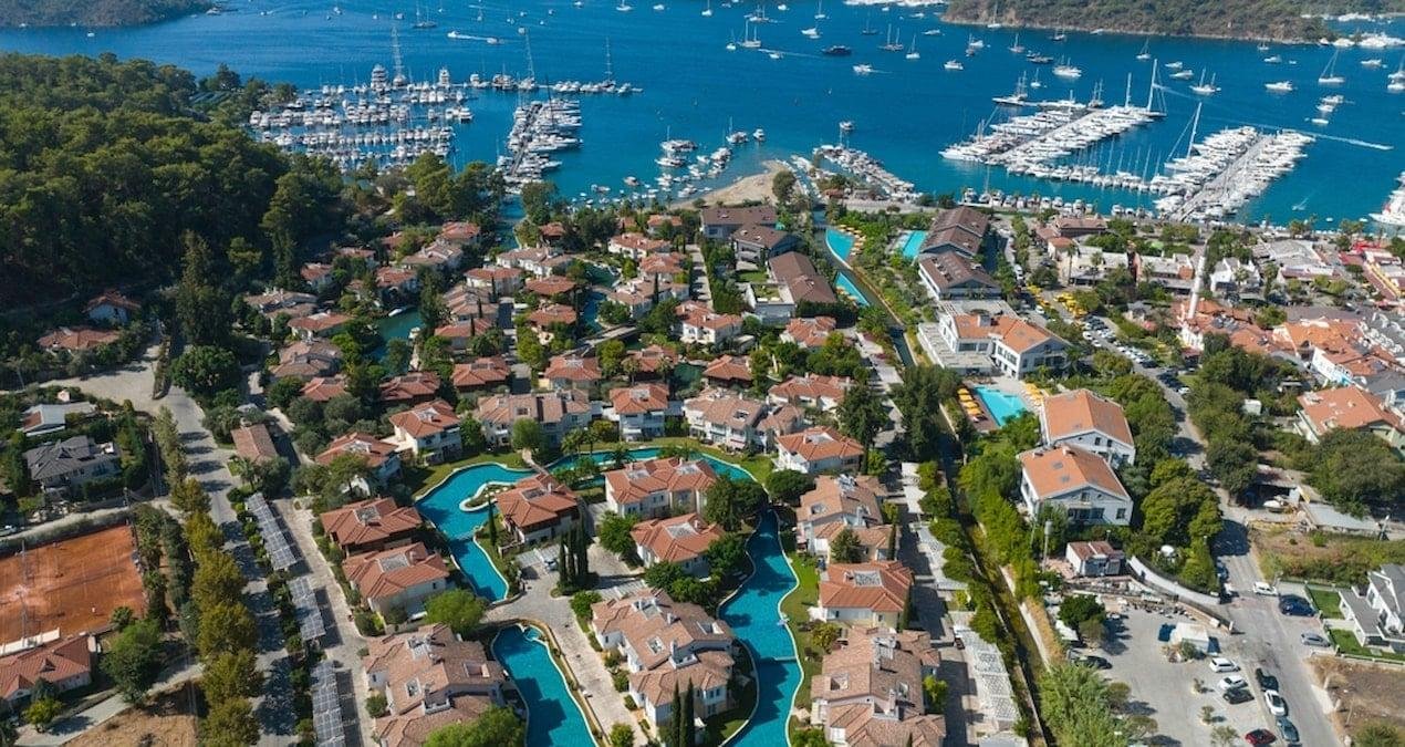 Bodrum Aidat Fiyatları: Konum ve Hizmetlerle Değişen Lüks Yaşam Maliyeti