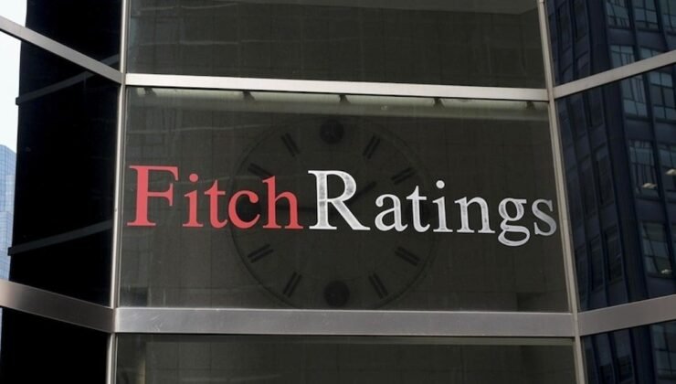 Fitch: Türkiye’nin Kısa Süreli Piyasa ve Rezerv Durumu ile Notun Korumalı Görünümü