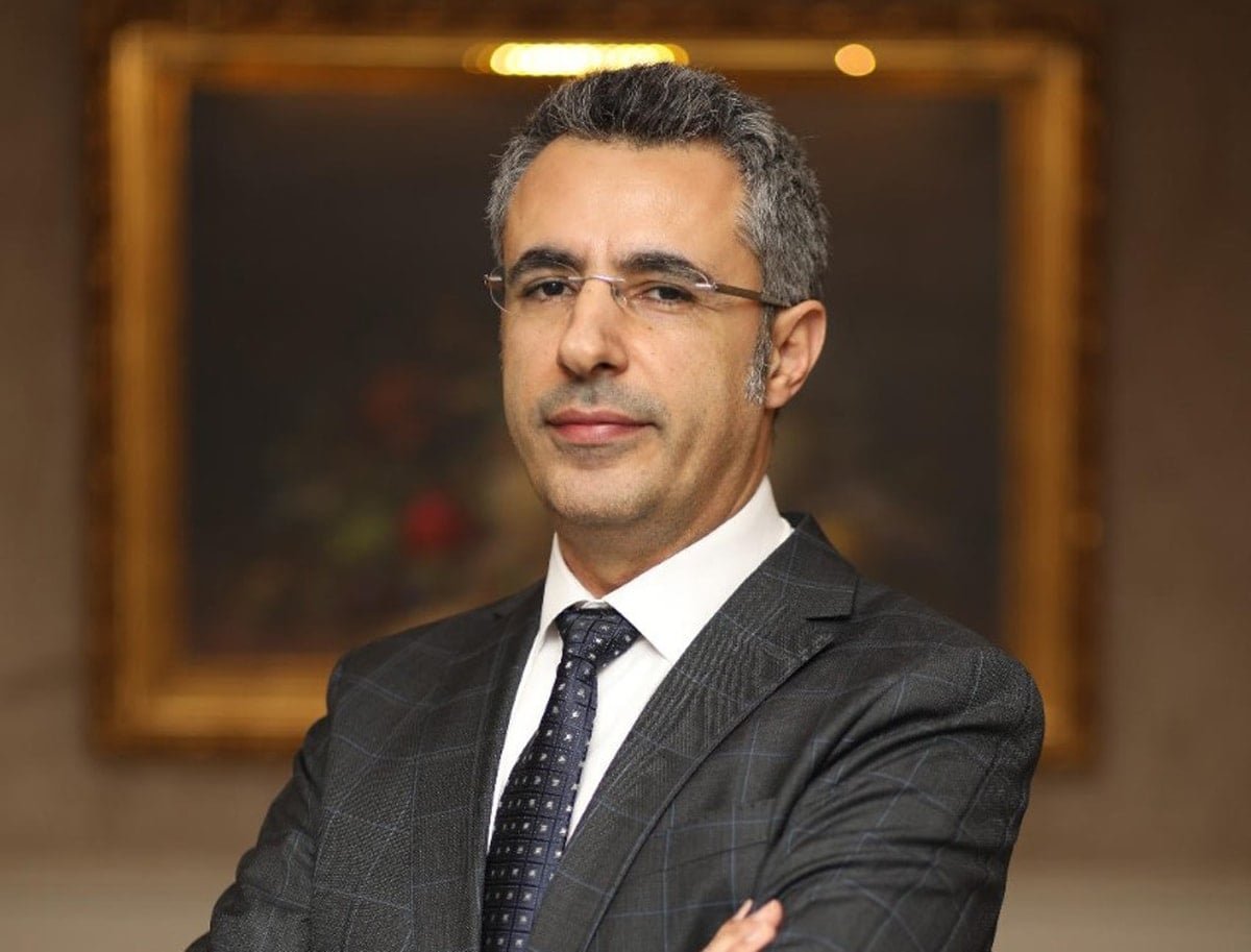 Gün İçindeki Cilt Yenilenmesi: Geceyarısı Aktif Hücreler ve Yaşlanmayı Yavaşlatan Pratikler