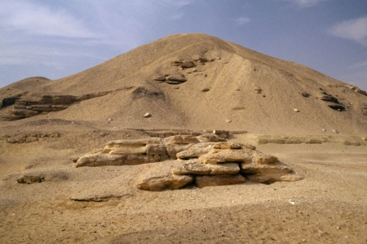 Kayıp Şehirler: Antik Dünyanın Gölgede Kalan Başkentleri ve Efsaneleri