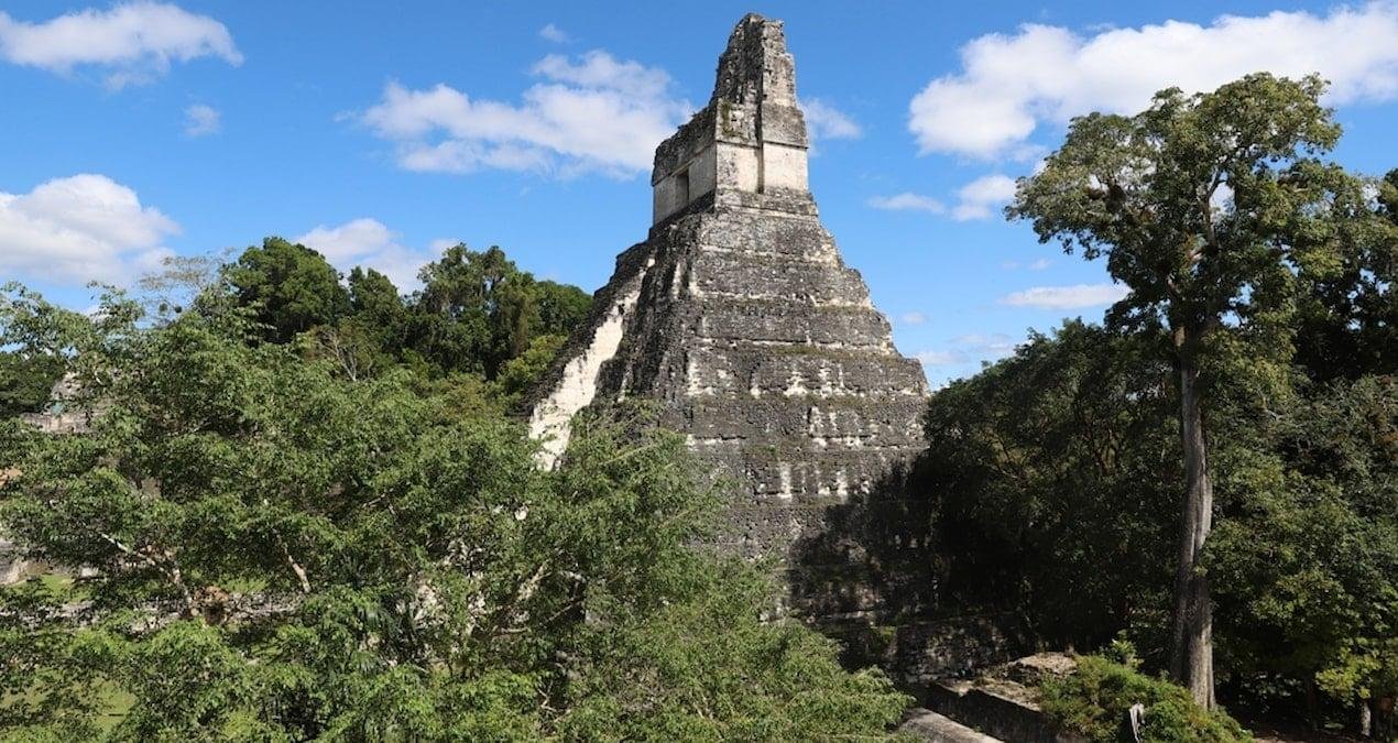 Kayıp Şehirler: Antik Dünyanın Gölgede Kalan Başkentleri ve Efsaneleri
