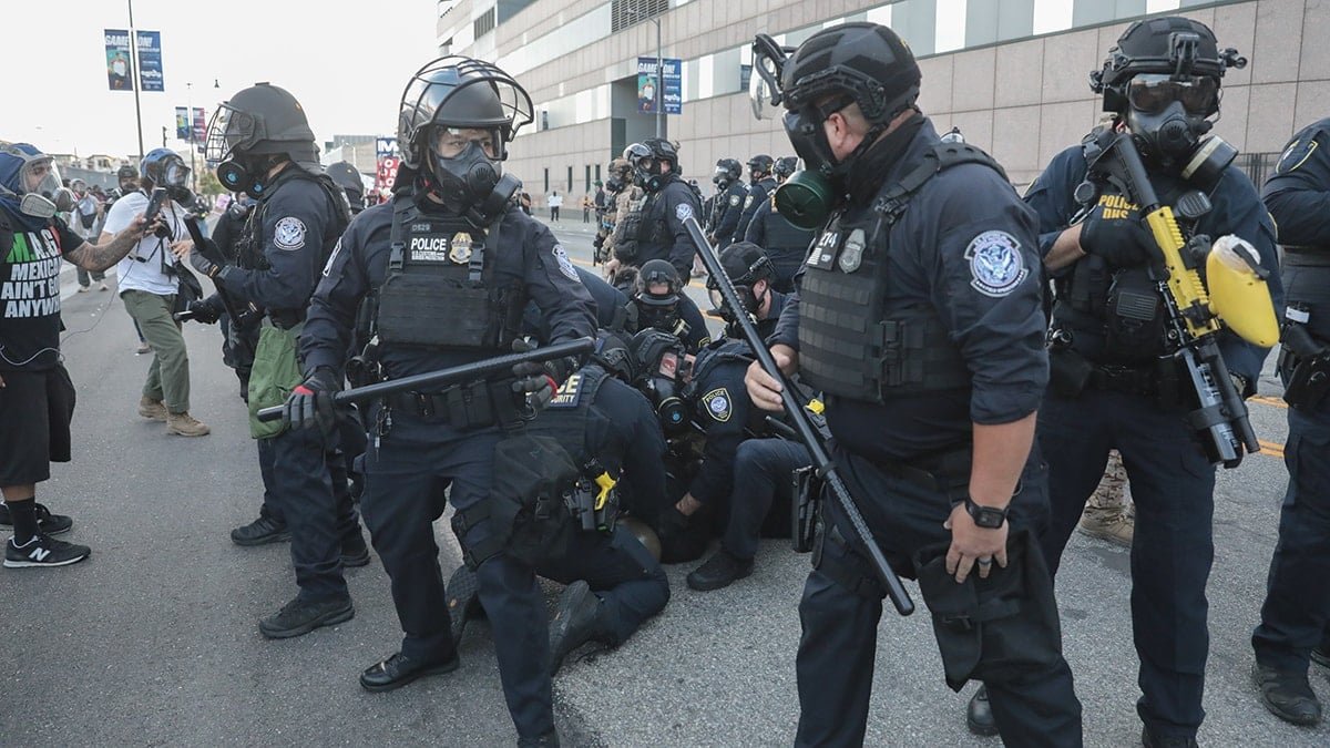 Krallara Hayır: Trump Karşıtı Protestolar ve Gölgelere Dair Güncel Gelişmeler