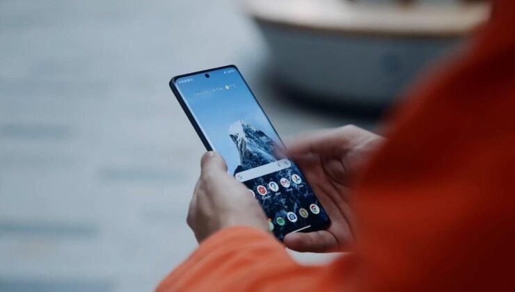 MIUI Güncelleme Durdurma Kararı ve Geleceğe Yönelik Yazılım Yaklaşımı