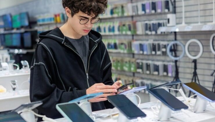 Samsung ve Xiaomi Güncelleme Kesintisi: 2026 Sonunda Destek Almayacak Modeller Listelendi