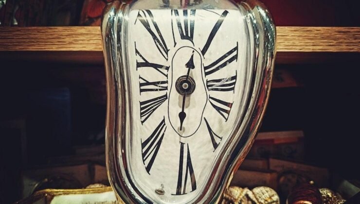 Stronsiyum Saatiyle Zamanın Sınırlarını Zorlayan Bilimsel Atılım ve Sıfır Hata Hedefi