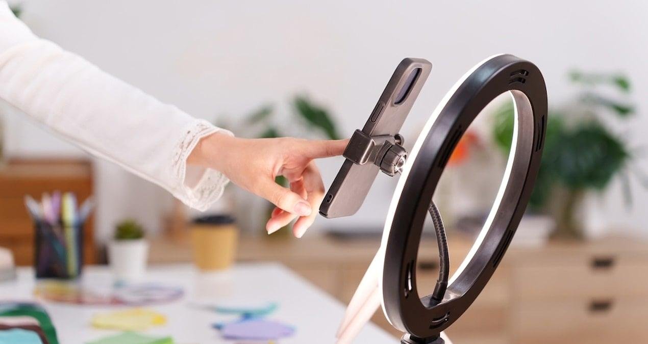 Vlog Kültürü: Evrim mi, Yoksa Yeni Bir Başlık mı?