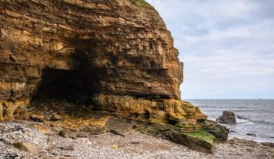 Britanya’nın Kısa Tarihçesinde Heaning Wood Bone Cave: Çocuk Kalıntılarının Gizemi ve Kutsal Kullanımlar
