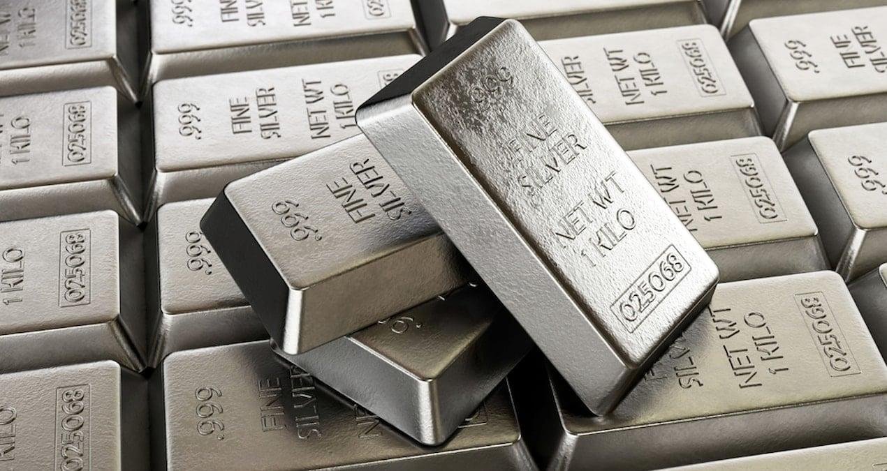 Çin Talebiyle Gümüş Piyasasında 2026 Başlangıcı: Rezervler Düşerken Fiyatlar Dalgalanıyor