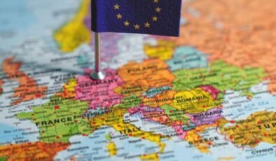 Euro Bölgesi Borç Haritasında Yeni Denge: İtalya mı, Yunanistan mı Öne Çıkacak?