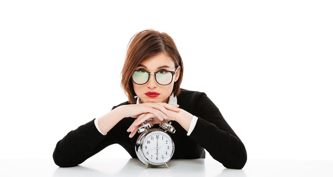 Günün Ritimlerini Yeniden Yapılandırmak: Masa Başı Hayatta Zihinsel ve Fizyolojik Dengeyi Sağlama