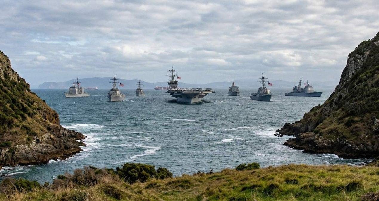 Hürmüz Boğazı ve Küresel Ekonomide Yeni Belirsizlikler: İran Ablukası mı, Yoksa Çin-ABD Gerilimi mı?