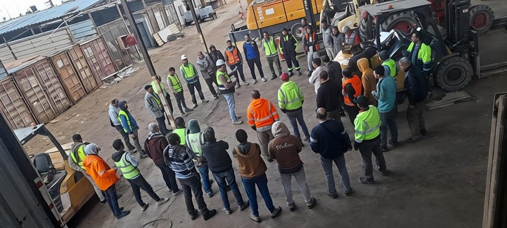 İspanya’da Uzun Süreli Çalışma Fırsatları: Maaşlar, Meslekler ve Başvuru Şartları