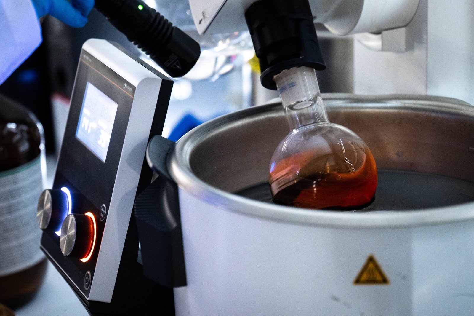 Türkiye İçin Gümüş Pasta: Yerli Üretimle Teslimat ve Maliyet Avantajı