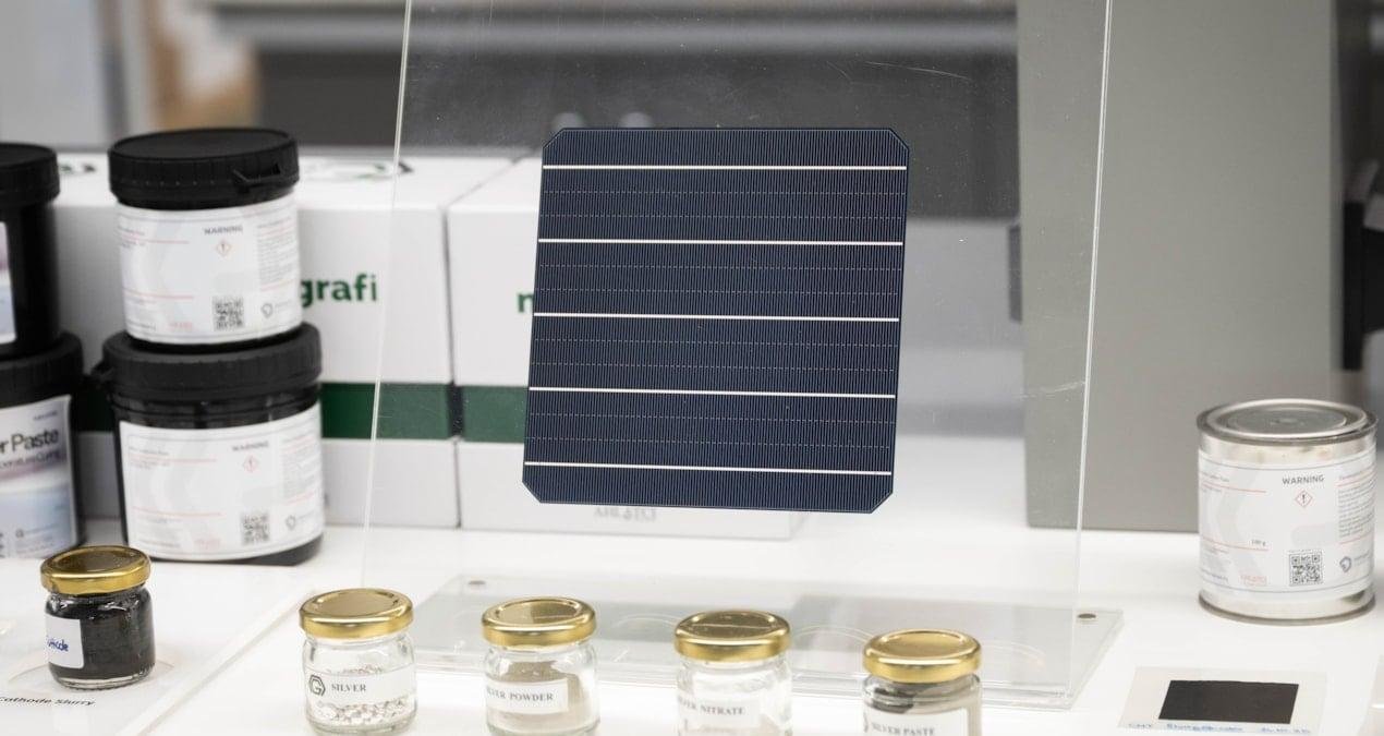 Türkiye İçin Gümüş Pasta: Yerli Üretimle Teslimat ve Maliyet Avantajı