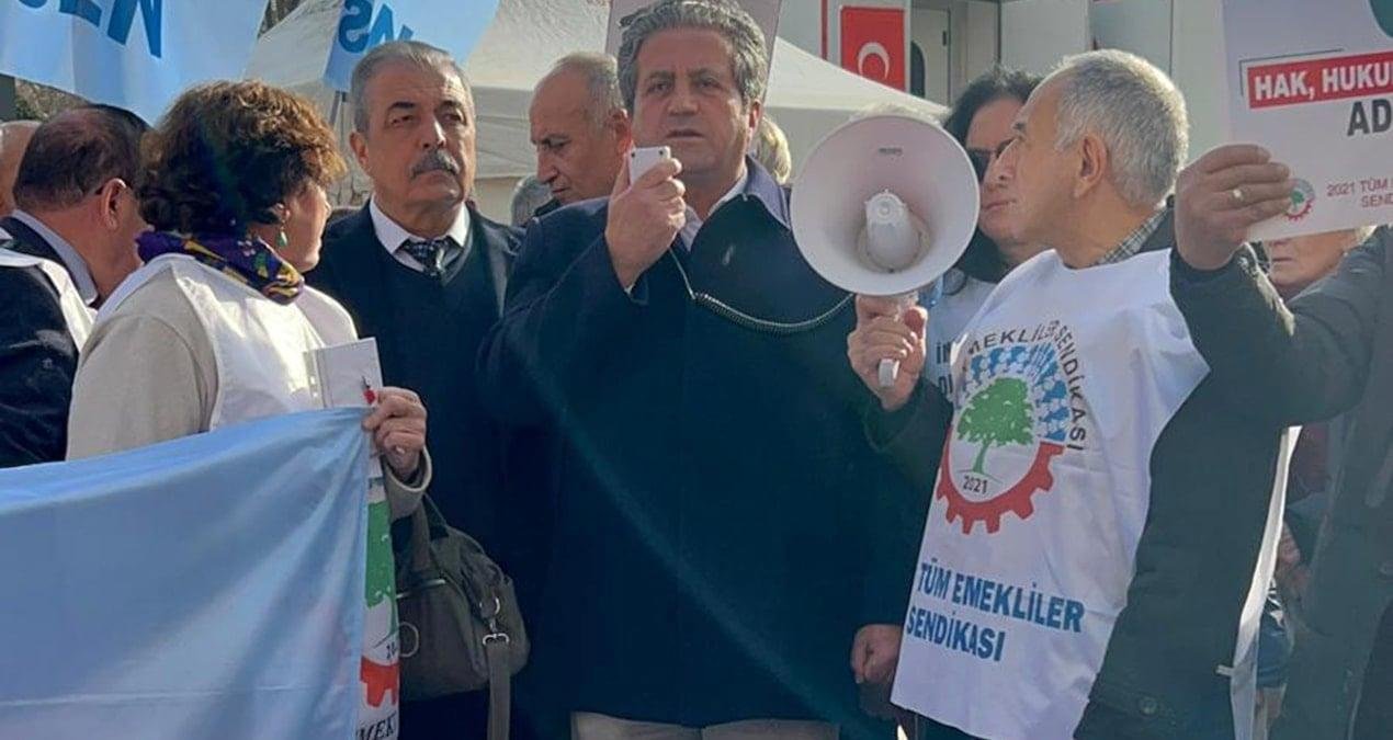 Anayasa Mahkemesi İçin Emeklilerden Dilekçe Kampanyasına Ankara’da Buluşma