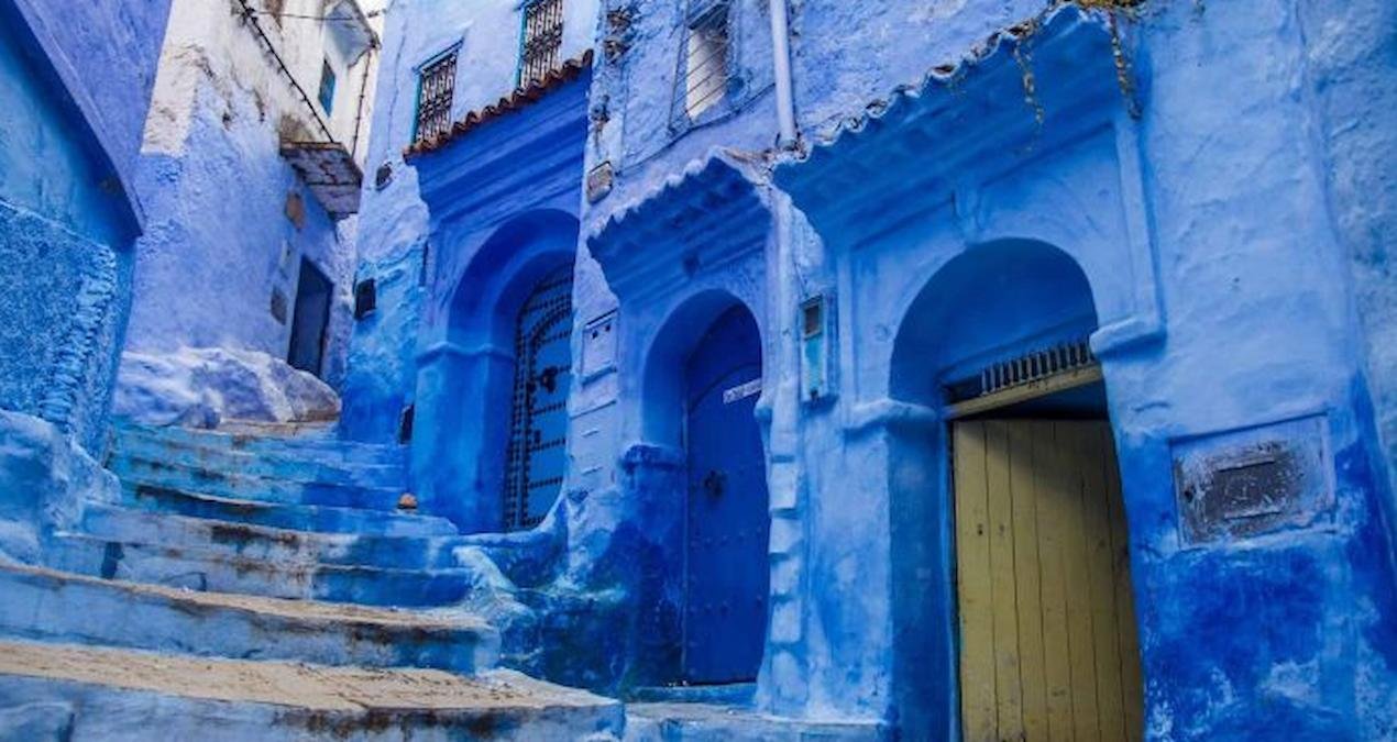 Chefchaouen: Mavinin Büyülü Şehrinde Renklerin Hikayesi