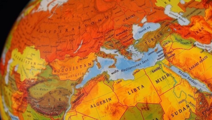 Dünya Turizminde Gündeme Oturan Noktalar: Popüler Duraklar ve Gizli Hazineler