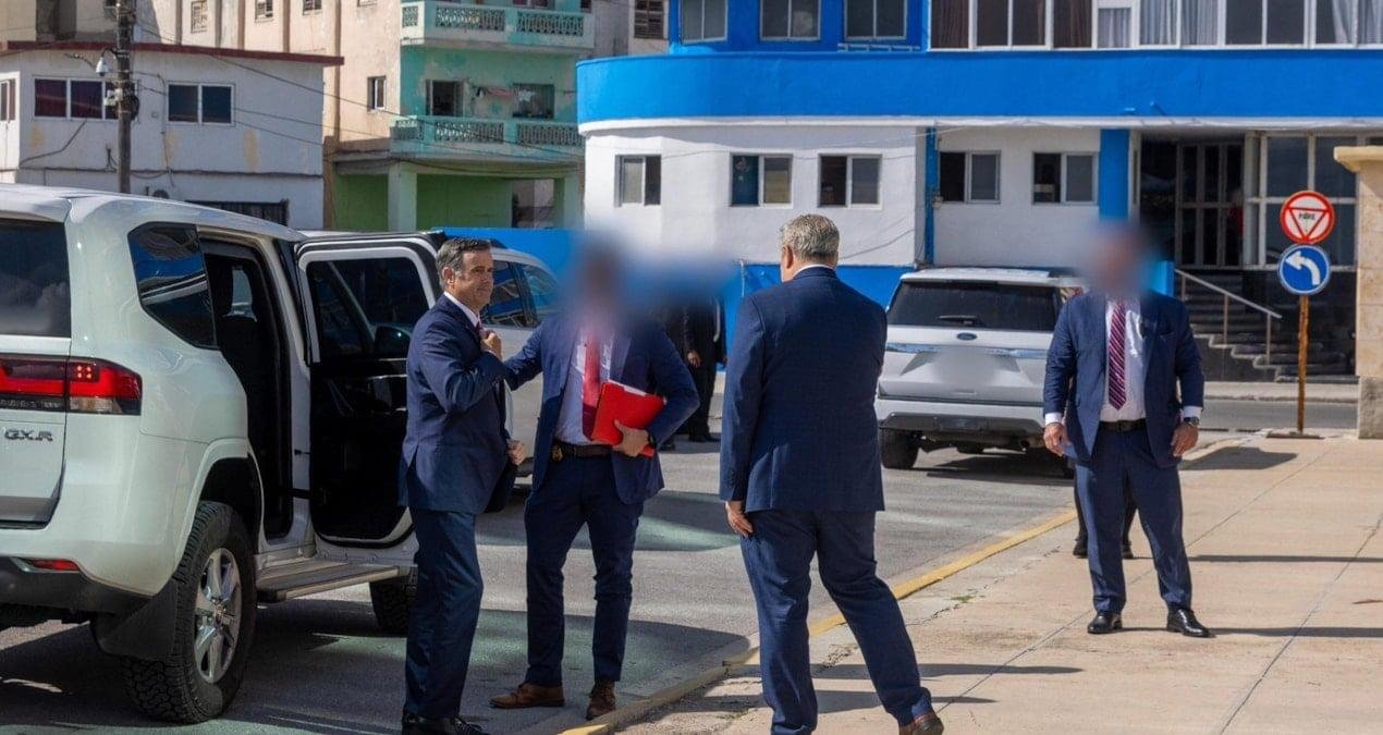 Küba Diplomasisi ve ABD’nin Yeni Stratejisi: Gizli Ziyaretler ve İnsanî Yardım Girişimi
