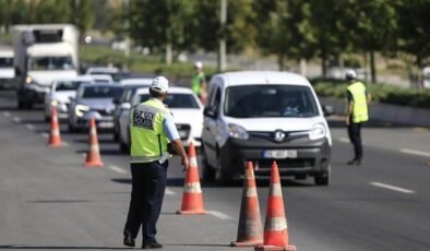 Kurban Bayramı için AUS Merkezi ile Anlık Trafik İzleme ve Güvenli Yol Planları