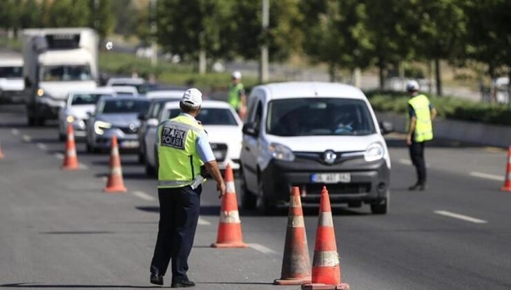 Kurban Bayramı için AUS Merkezi ile Anlık Trafik İzleme ve Güvenli Yol Planları
