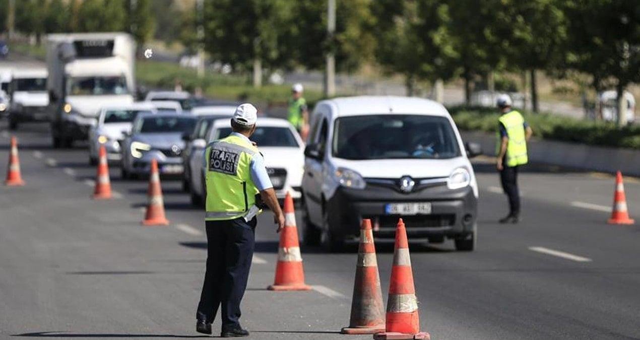 Kurban Bayramı için AUS Merkezi ile Anlık Trafik İzleme ve Güvenli Yol Planları