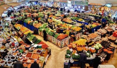 Nisan Ayında Sebze ve Domateste Rekor Düşüşler ve Fiyat Artışları