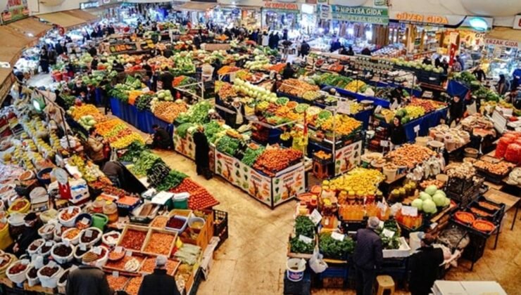 Nisan Ayında Sebze ve Domateste Rekor Düşüşler ve Fiyat Artışları