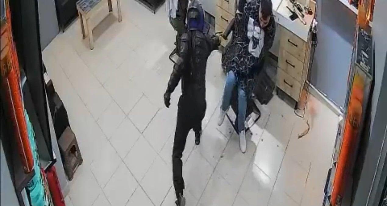 Okullardan Hastanelere: Silahlı Saldırgan Sigortası ve Yükselen Riskler