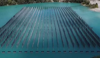 Jais Çakıl Ocağı’nda Yüzen Dikey Güneş: 1,87 MW’lık Yeni Nesil Santral